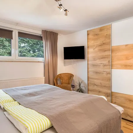 아파트 Ferienwohnung Tanja Schoch 린다우